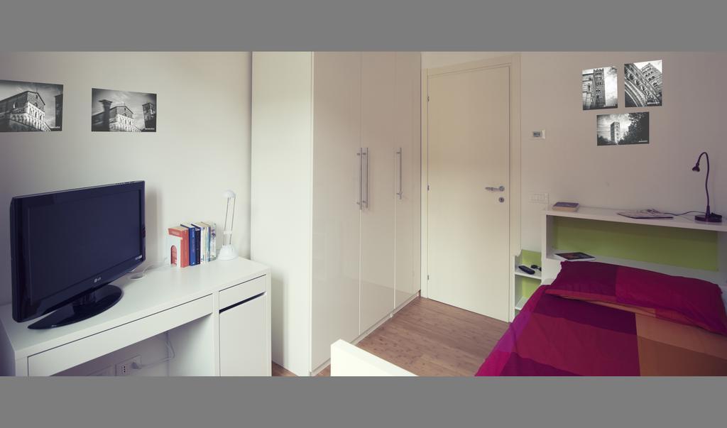 John B .&B. Hotel ลุคคา ห้อง รูปภาพ